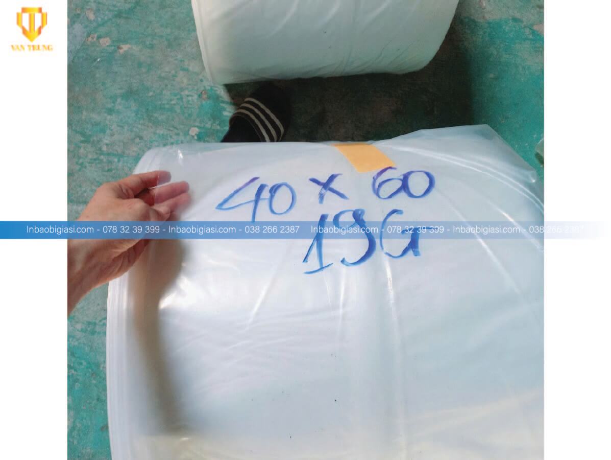 Cuộn túi bóng kính