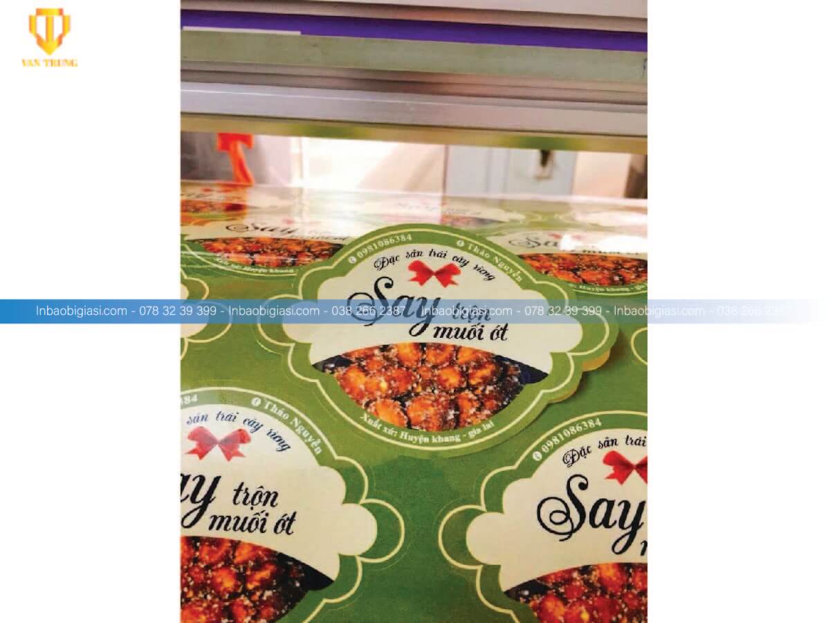 In tem dán decal