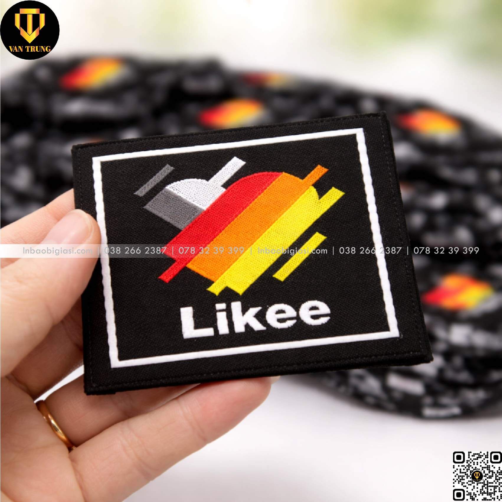 In nhãn mác quần áo theo yêu cầu
