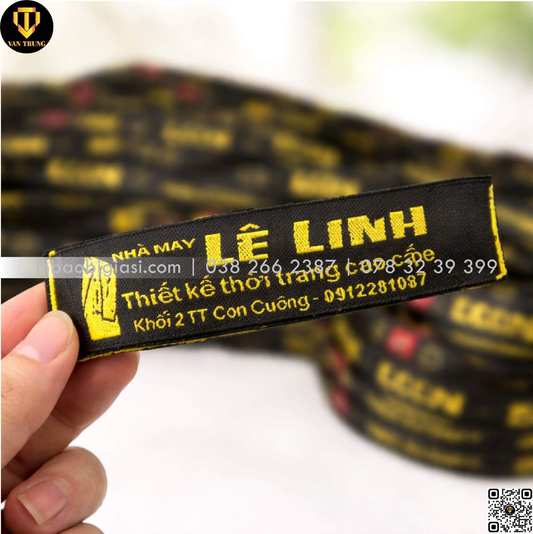 Nhãn mác quần áo hiệu Lê Vinh