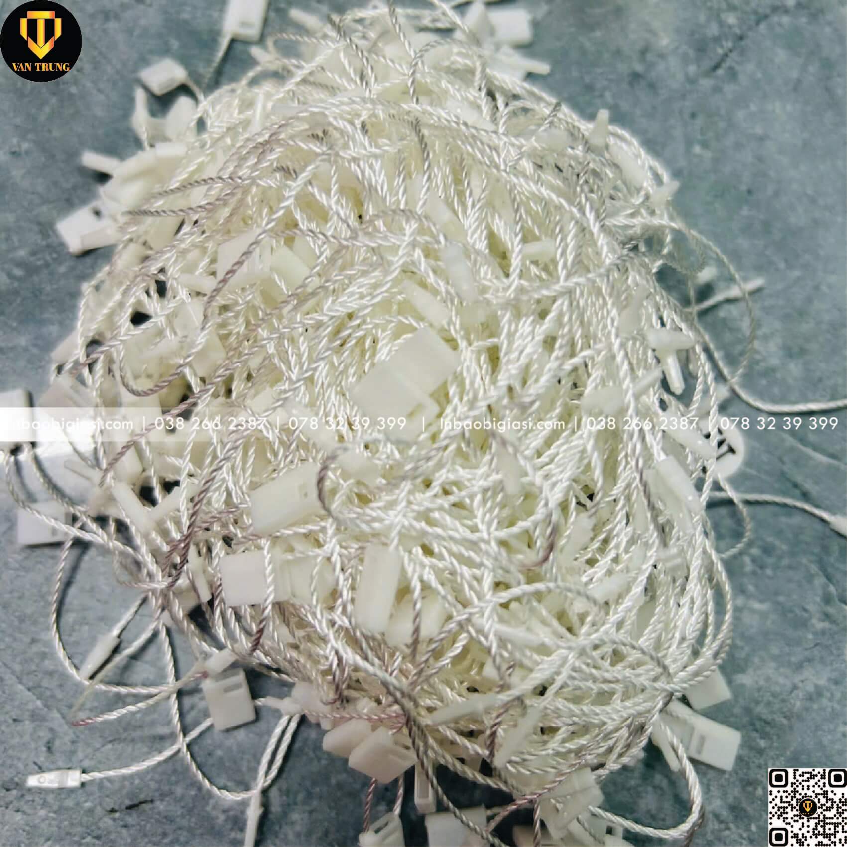 Sản xuất dây treo thẻ bài