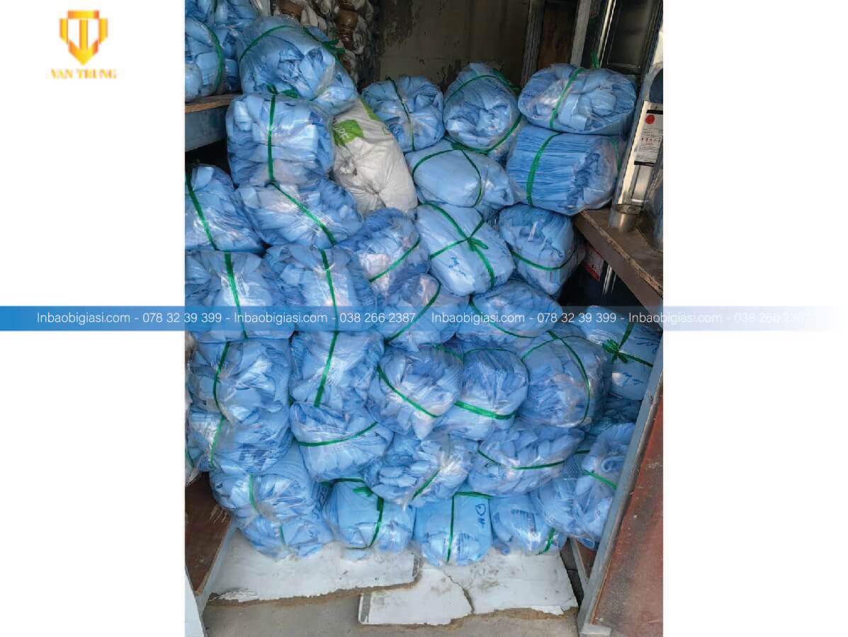 Túi ép quai xanh biển