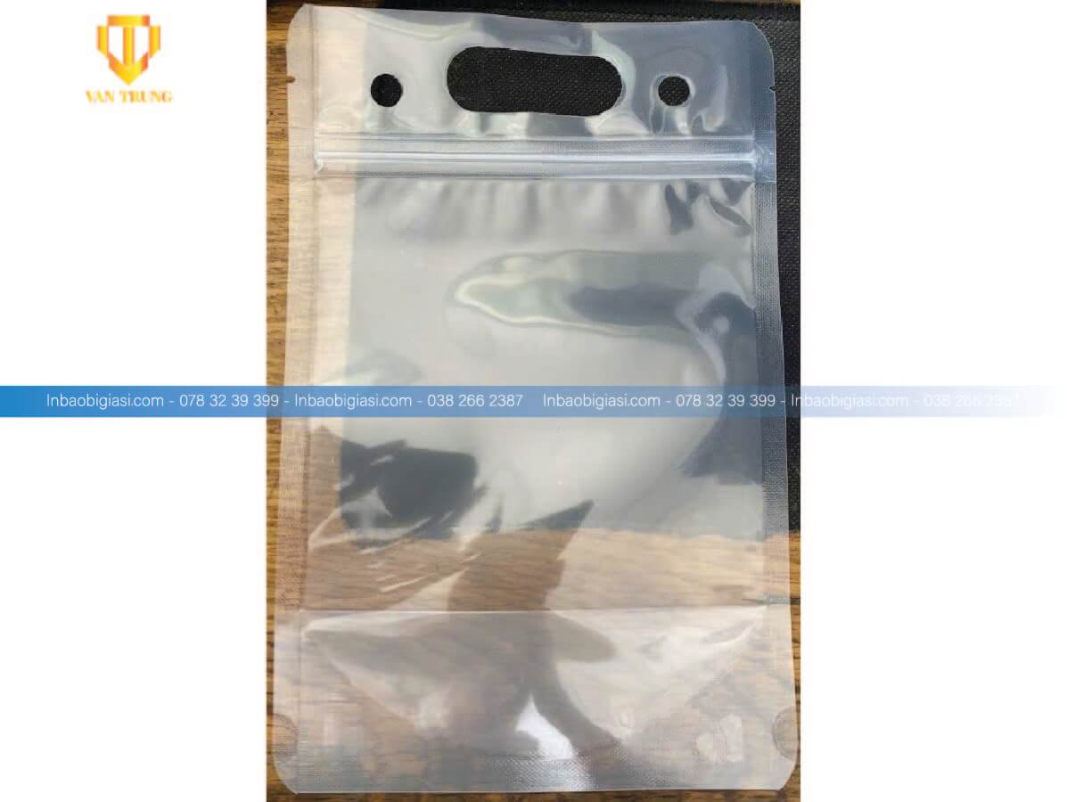 Túi zip trong suốt có đục lỗ