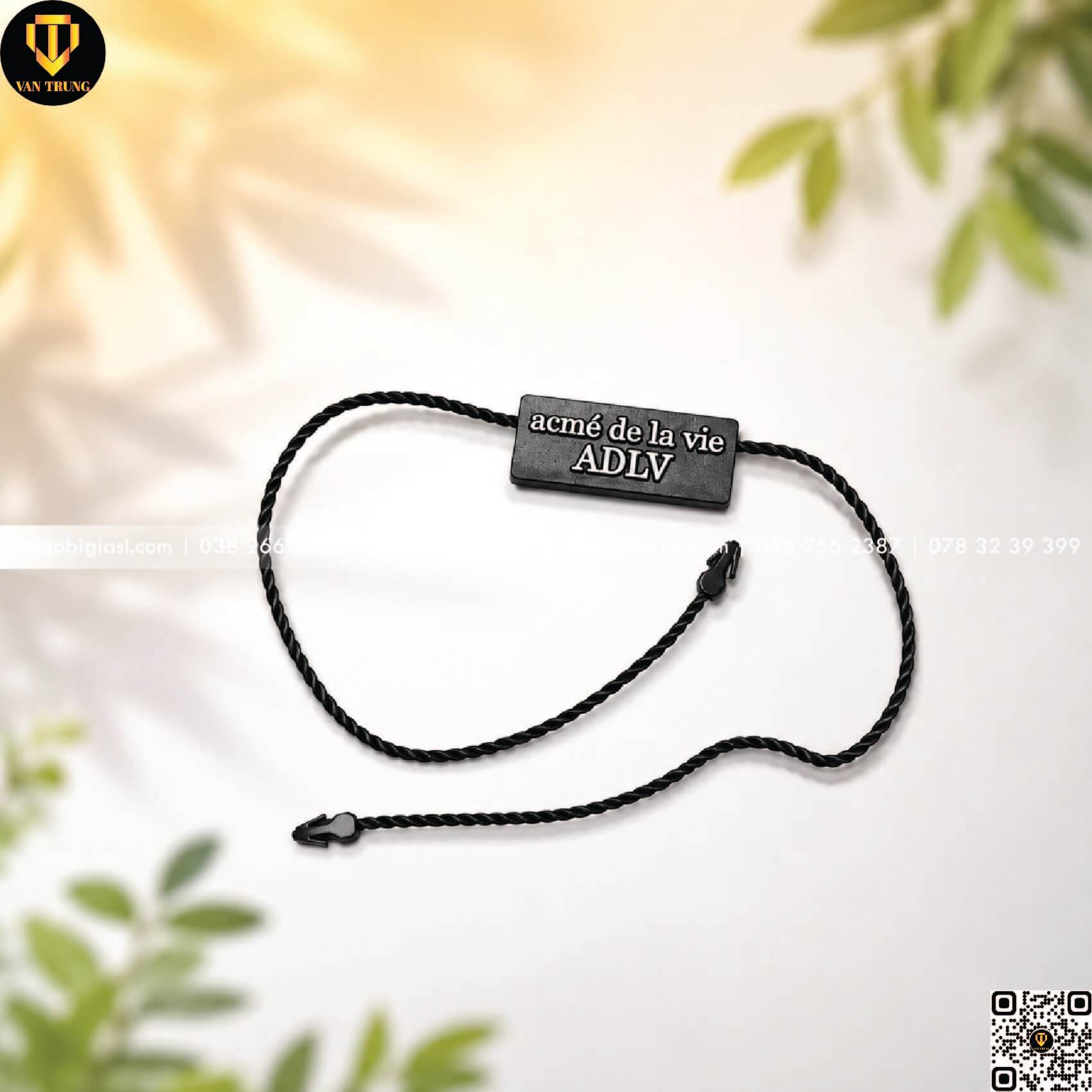 Dây treo nhãn hiệu acme