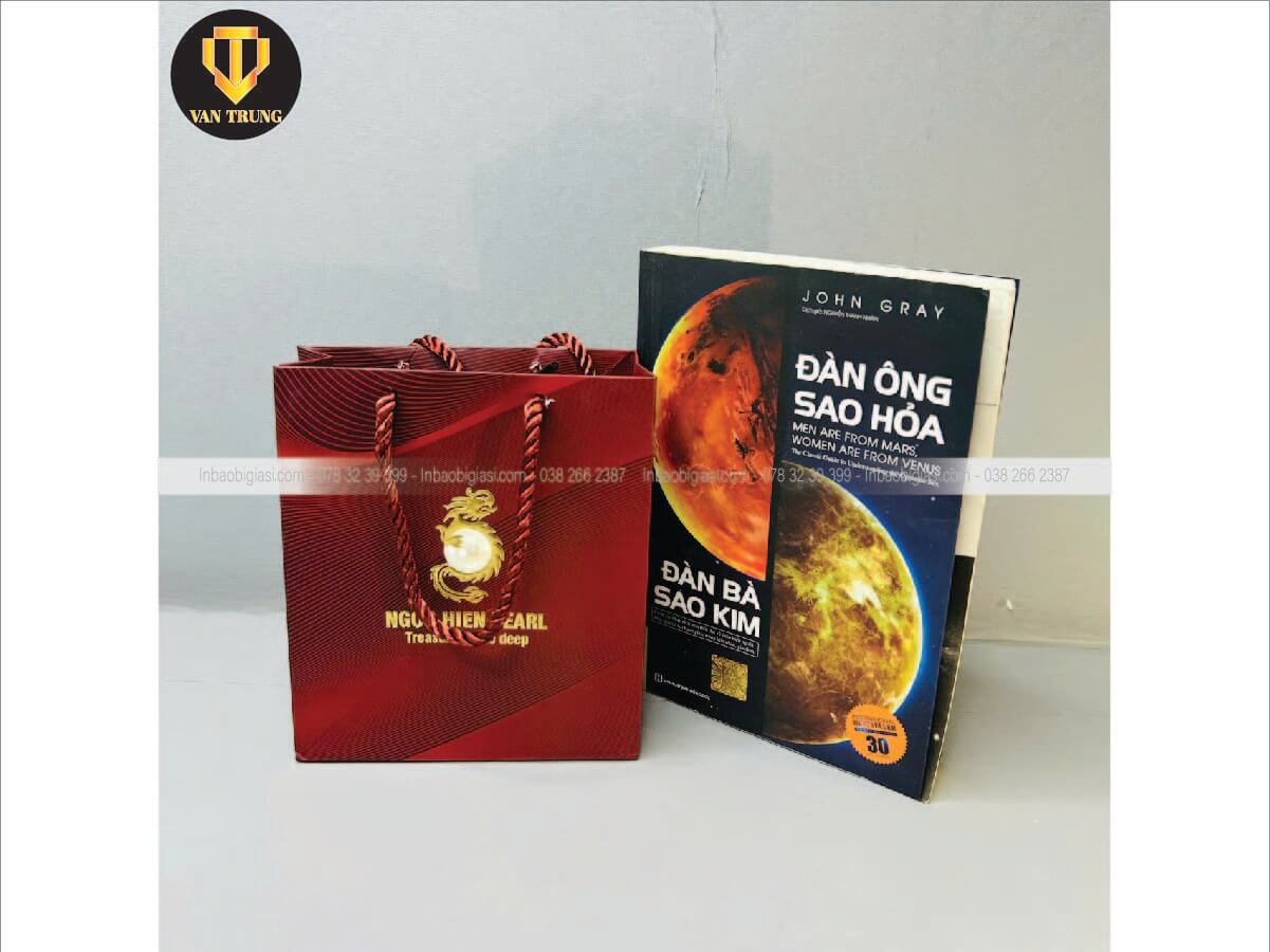 In túi giấy thương hiệu