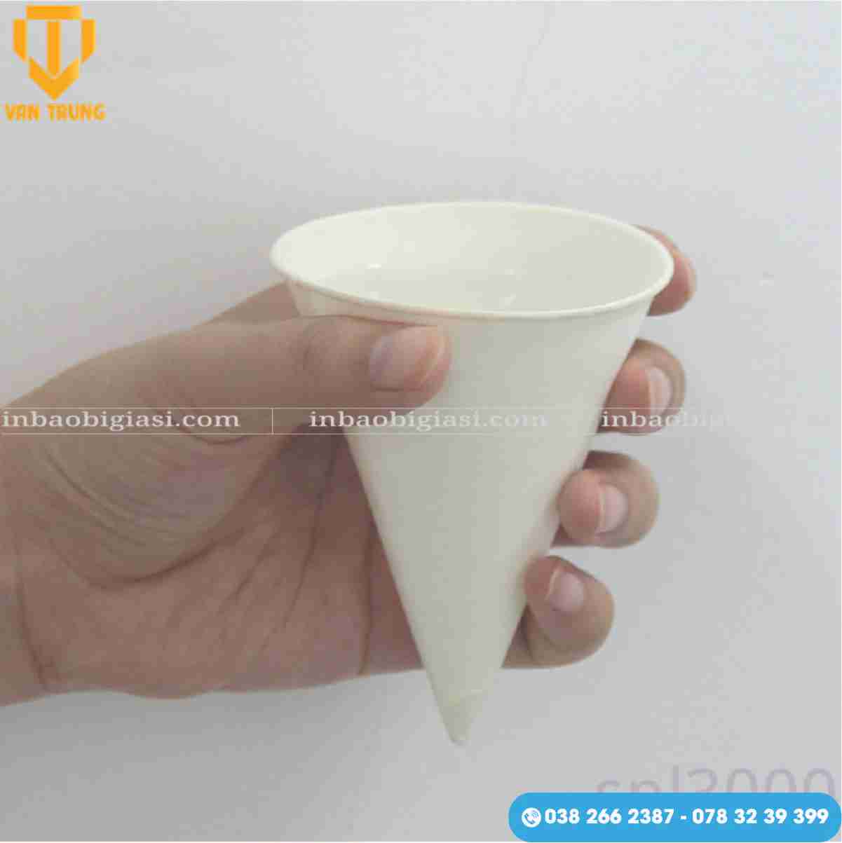 tui giay dung nuoc uong